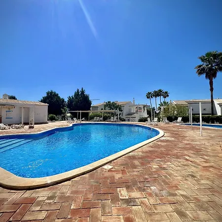 Villa Eden With Pool By Homing Vilamoura