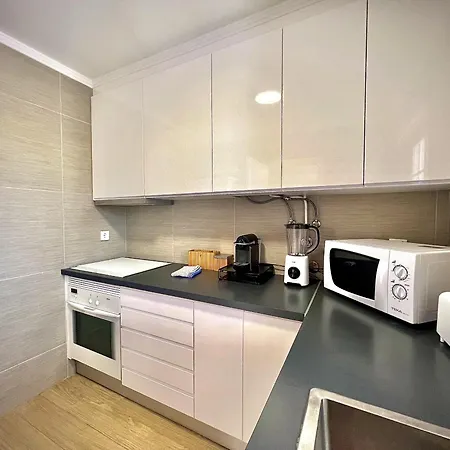 Eden With Pool By Homing Вилла Виламура