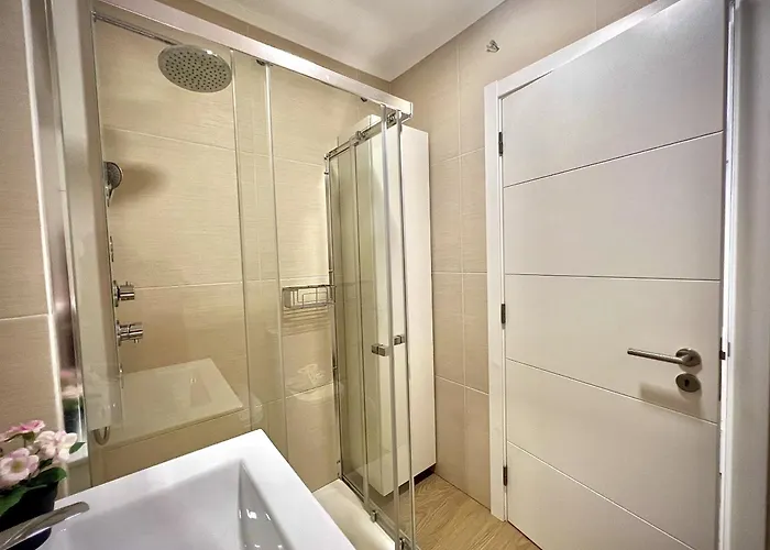 Eden With Pool By Homing Willa