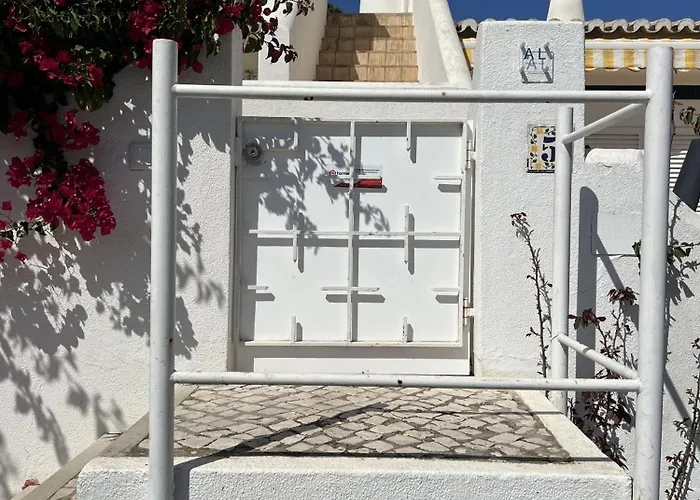 Eden With Pool By Homing Willa *