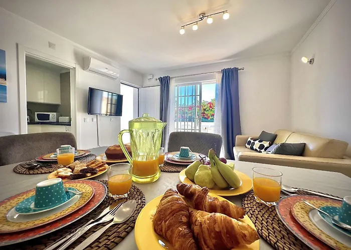 Willa Eden With Pool By Homing